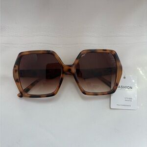 70s tortoise shell Frame Women's Sunglasses